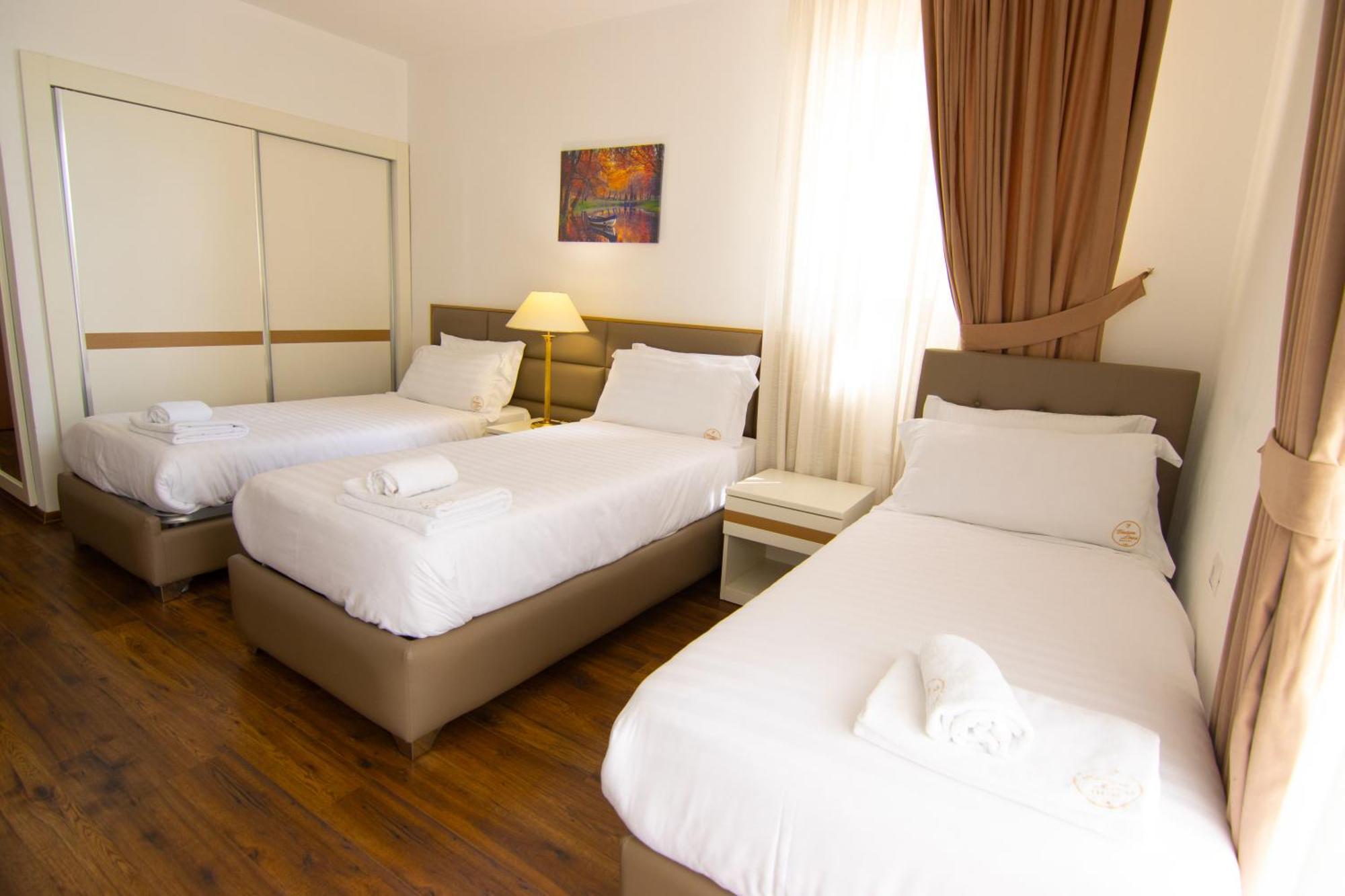 Chateau Linza Resort Tirana Exterior photo